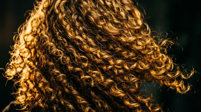 Curly Hair Compliments That Start a Conversation